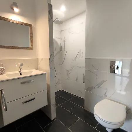 Πανσιόν La Porte Medievale 4*
